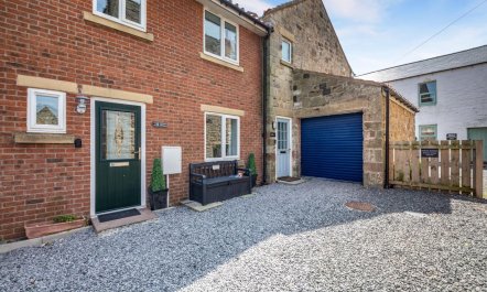 2 Bed in Seahouses 1