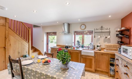1 Bed in Buxton 8
