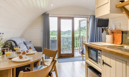 1 Bed in Garth 1