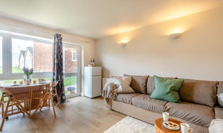 3 Bed in Corton 7