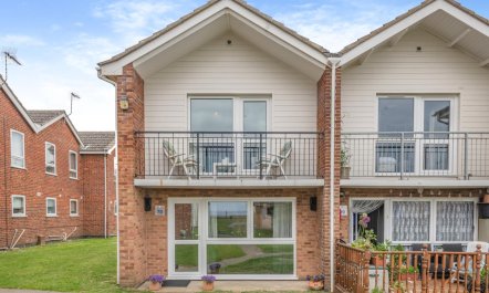 3 Bed in Corton 3
