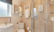 3 Bed in Corton 9