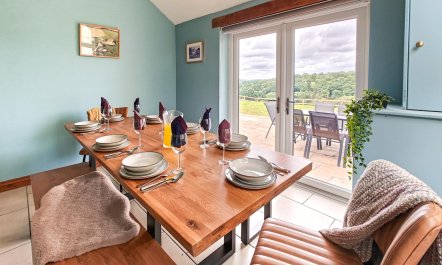 4 Bed in Alswear 4