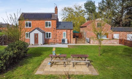 4 Bed in Bronington