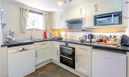 3 Bed in Honiton 3