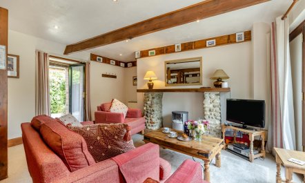 2 Bed in Sharrington 9