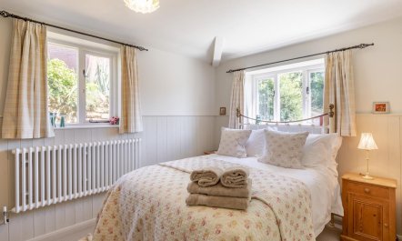 2 Bed in Bowood 6