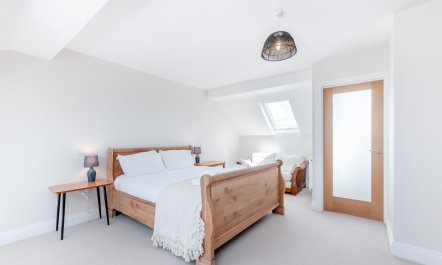 4 Bed in St. Peters 4