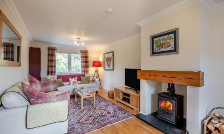 5 Bed in Swinton 1