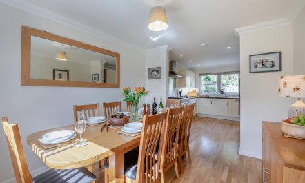 5 Bed in Swinton 5