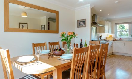 5 Bed in Swinton 7