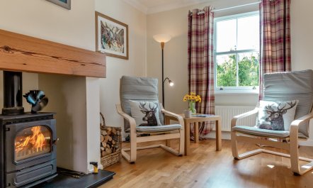 5 Bed in Swinton 4