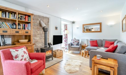 2 Bed in Govilon 3