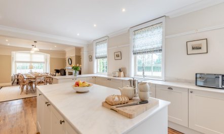 5 Bed in West Keal 7
