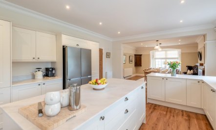 5 Bed in West Keal 8