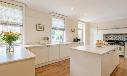5 Bed in West Keal 2