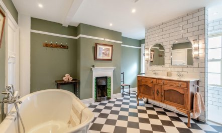 5 Bed in West Keal 4