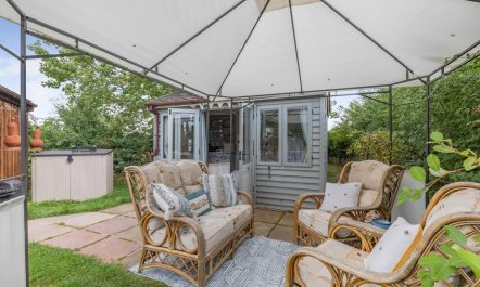 1 Bed in Endon 1