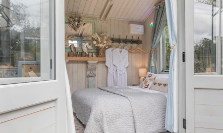 1 Bed in Endon 7