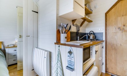 1 Bed in Garth 9