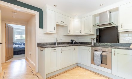 2 Bed in Pilsley 7