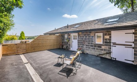 1 Bed in Todmorden