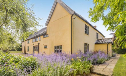 6 Bed in Bramfield 7