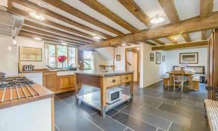6 Bed in Bramfield 6