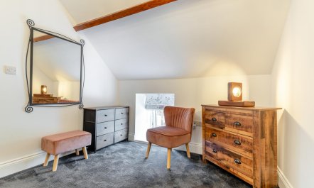 2 Bed in Pilsley 9