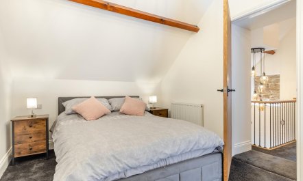 2 Bed in Pilsley 7