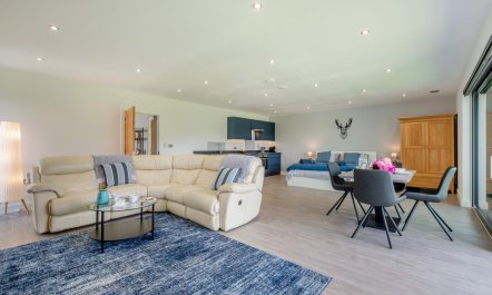 1 Bed in Buxted 1
