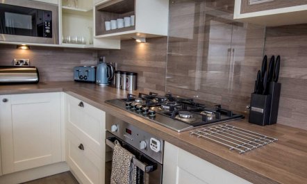 4 Bed in Pickering 8