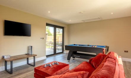 4 Bed in Offton 4