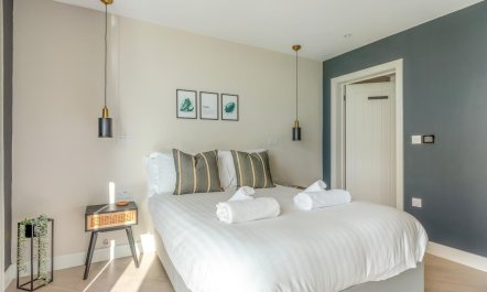 7 Bed in Marwood 9