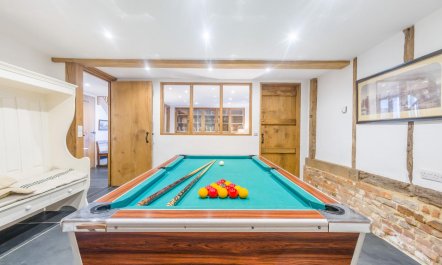 4 Bed in Bramfield 2