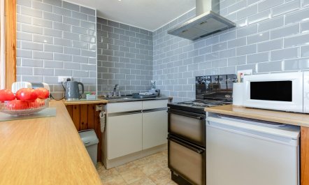 2 Bed in Ilfracombe 6