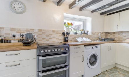 2 Bed in Llanon 9