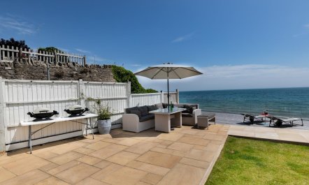 4 Bed in Swanage