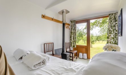 1 Bed in Bramfield 6
