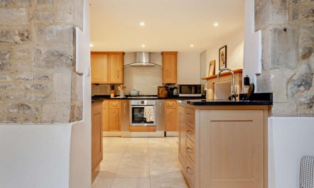 4 Bed in Widcombe 9