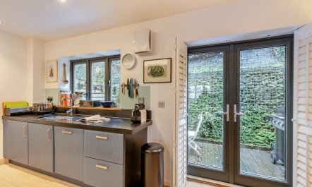 4 Bed in Dartmouth 8
