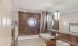 2 Bed in Bath 7