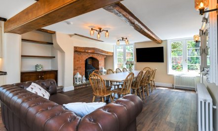 5 Bed in Thurgarton 5