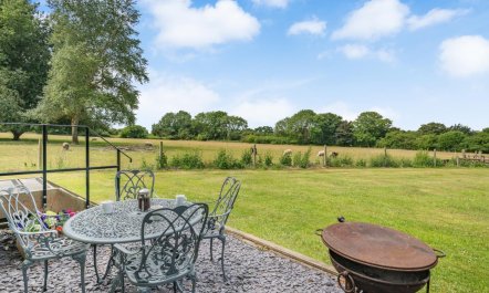 2 Bed in Barsham 9