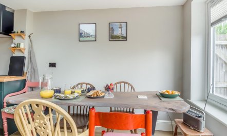 2 Bed in Pakefield 6