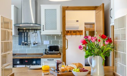 2 Bed in Carreghofa 9