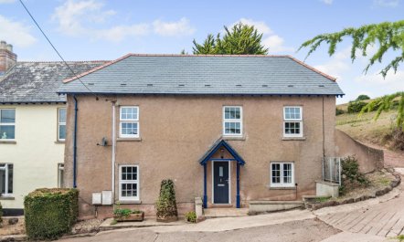 3 Bed in Holcombe
