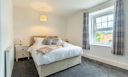 3 Bed in Holcombe 9