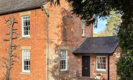 3 Bed in Cyfronydd 1