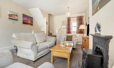 2 Bed in Whitby 7